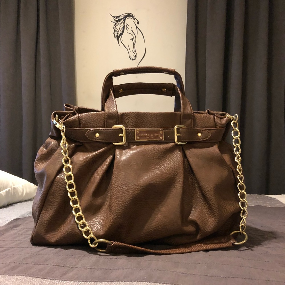 Chic and roomy Olivia + Joy handbag